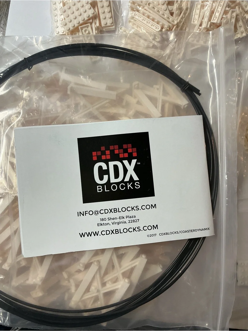 CDX Blocks The Cyclone Roller Coaster 900 Piece Building Kit